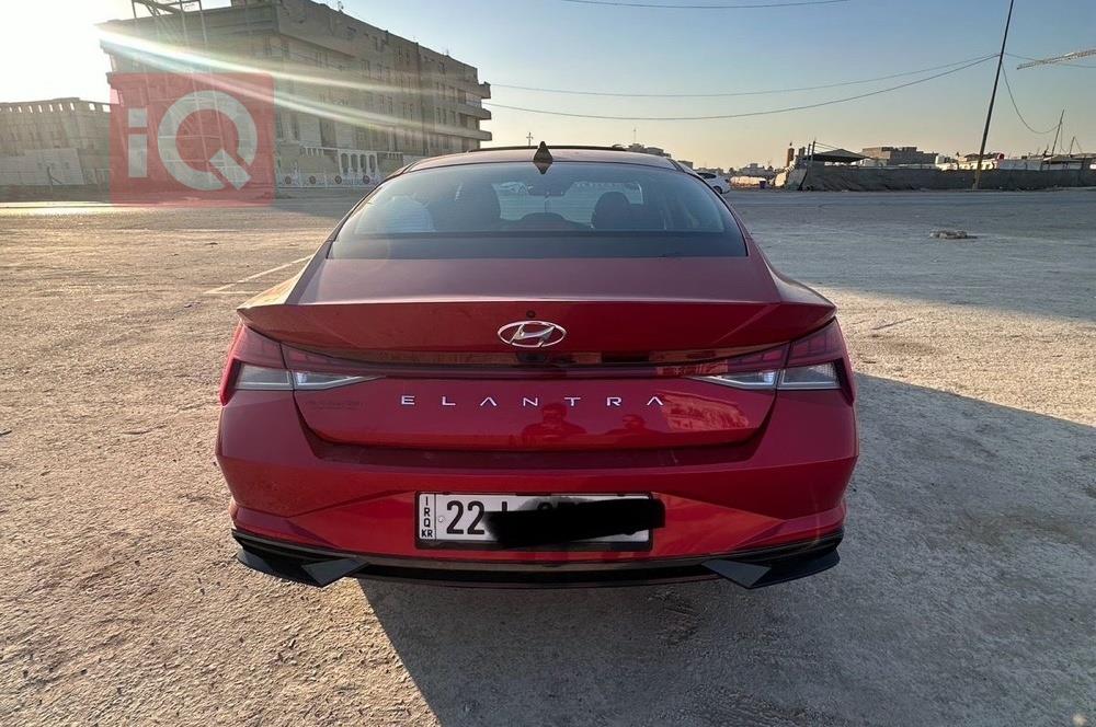 Hyundai Elantra